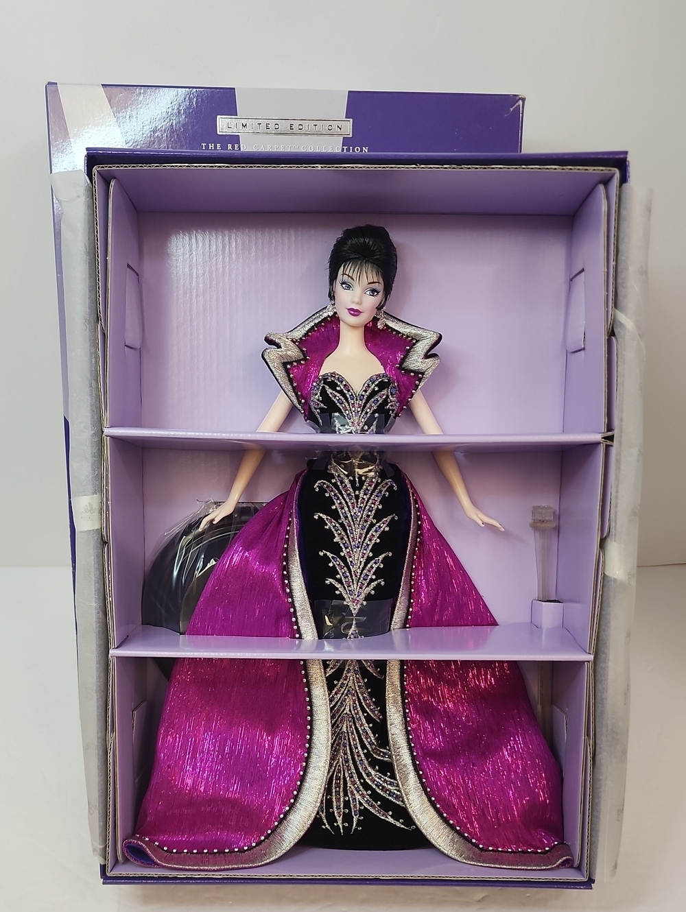Barbie Red Carpet Collection Music Brunette Brilliance Limited Edition NRFB 2001
